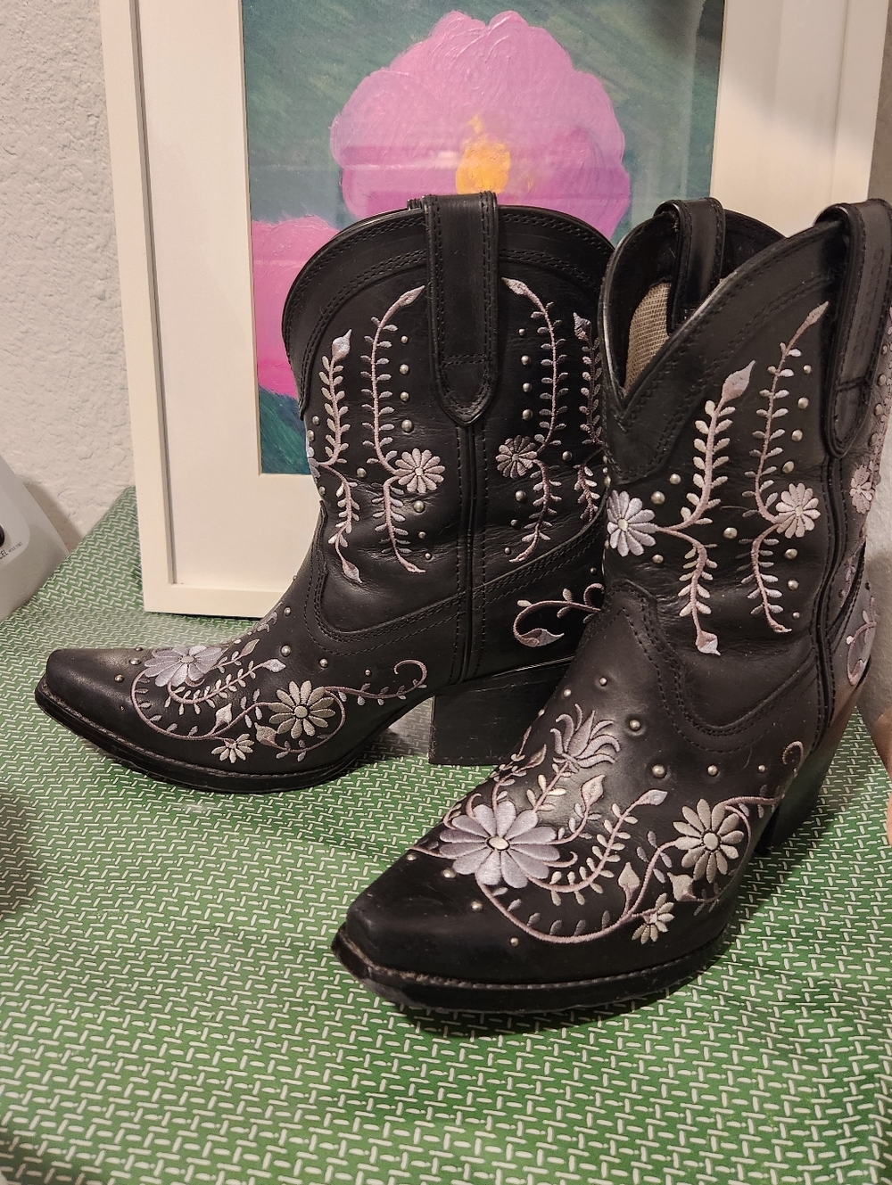 Crush by Durango Women’s Sterling Wildflower Western Boots 10M